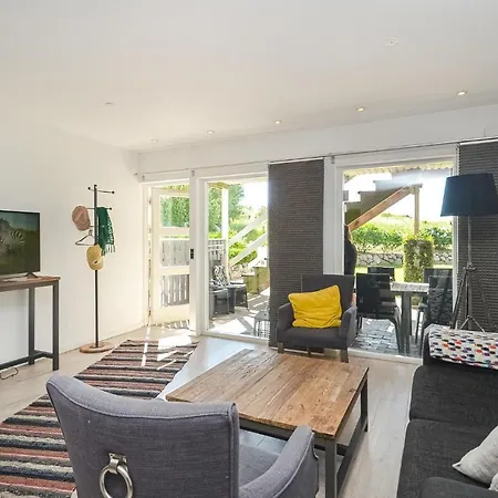 Stunning In Vaeggerlose With Wifi And 1 Bedrooms Bøtø By