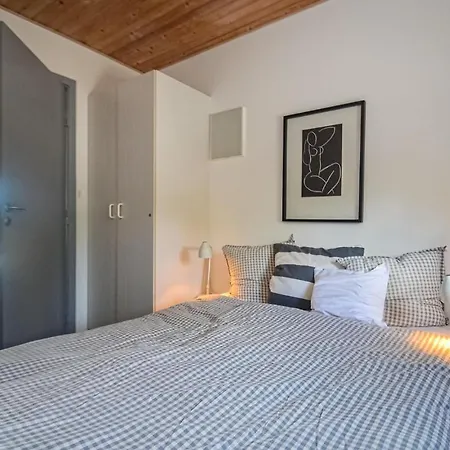Lejlighed Stunning In Vaeggerlose With Wifi And 1 Bedrooms Bøtø By